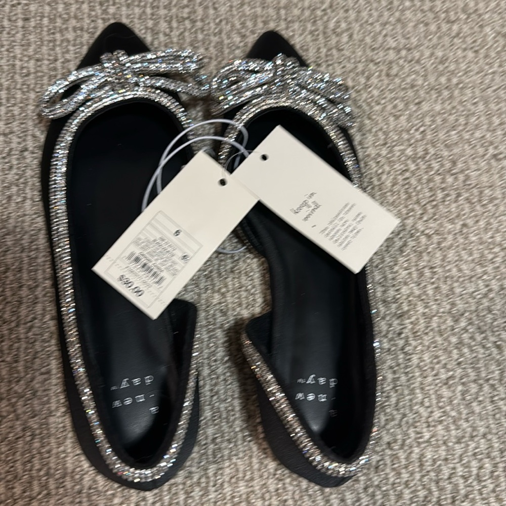 Holiday flat shoes